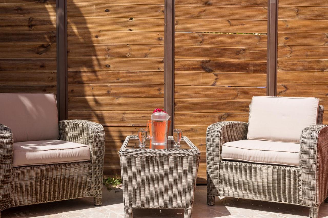 Anna Boutique Apartment Kato Daratso Bagian luar foto